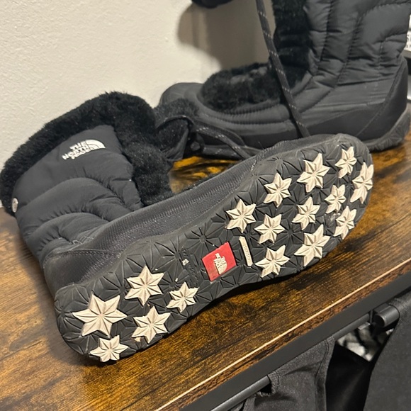 The North Face Black Furry Winter Boots - Picture 3 of 5